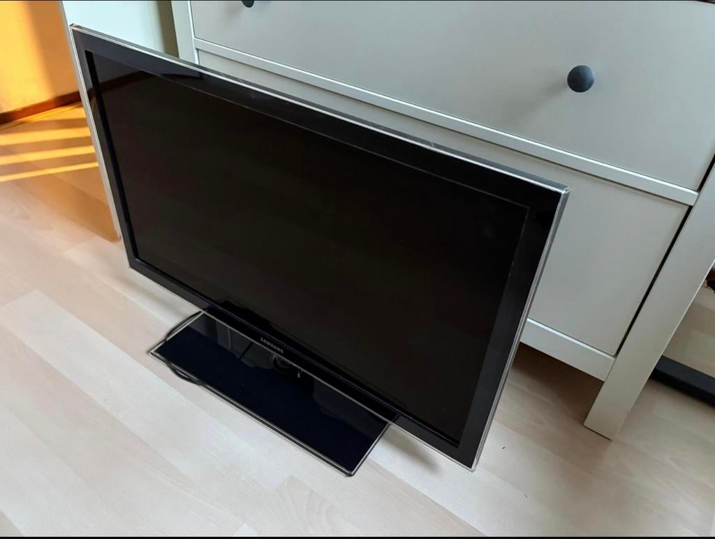 Samsung 32 inch tv, Ophalen, Zo goed als nieuw, 50 Hz, Samsung