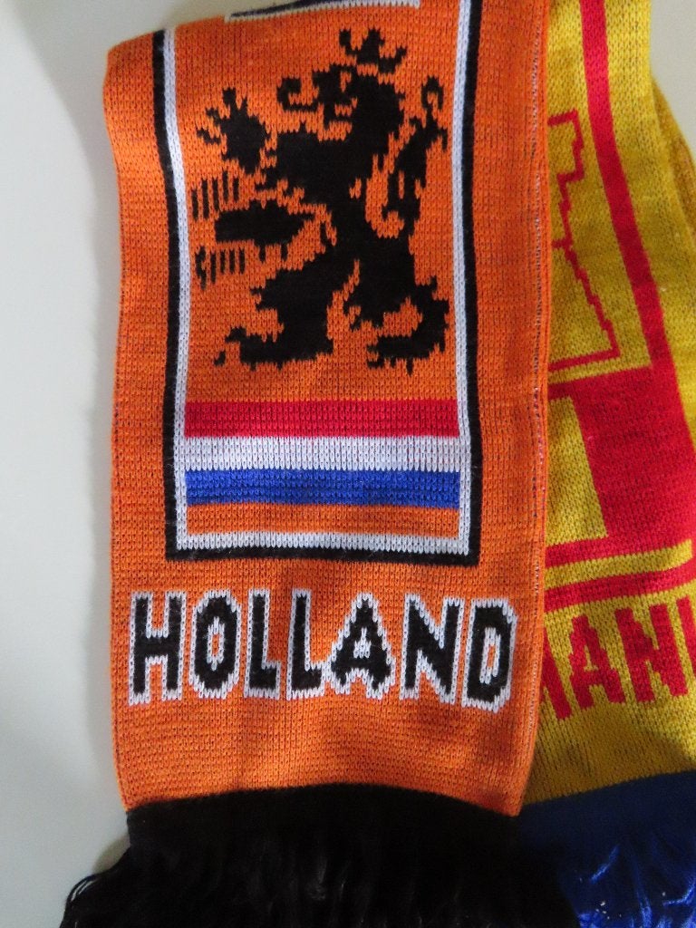 Voetbalsjaal Nederland - Roemenië  (26-3-2013), Verzenden, Zo goed als nieuw, Overige binnenlandse clubs, Vaantje of Sjaal