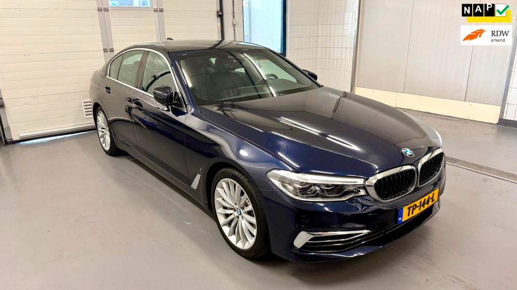 BMW 5-serie 530e iPerformance High Executive | Leder | Adapt, Automaat, 1998 cc, Achterwielaandrijving, Gebruikt