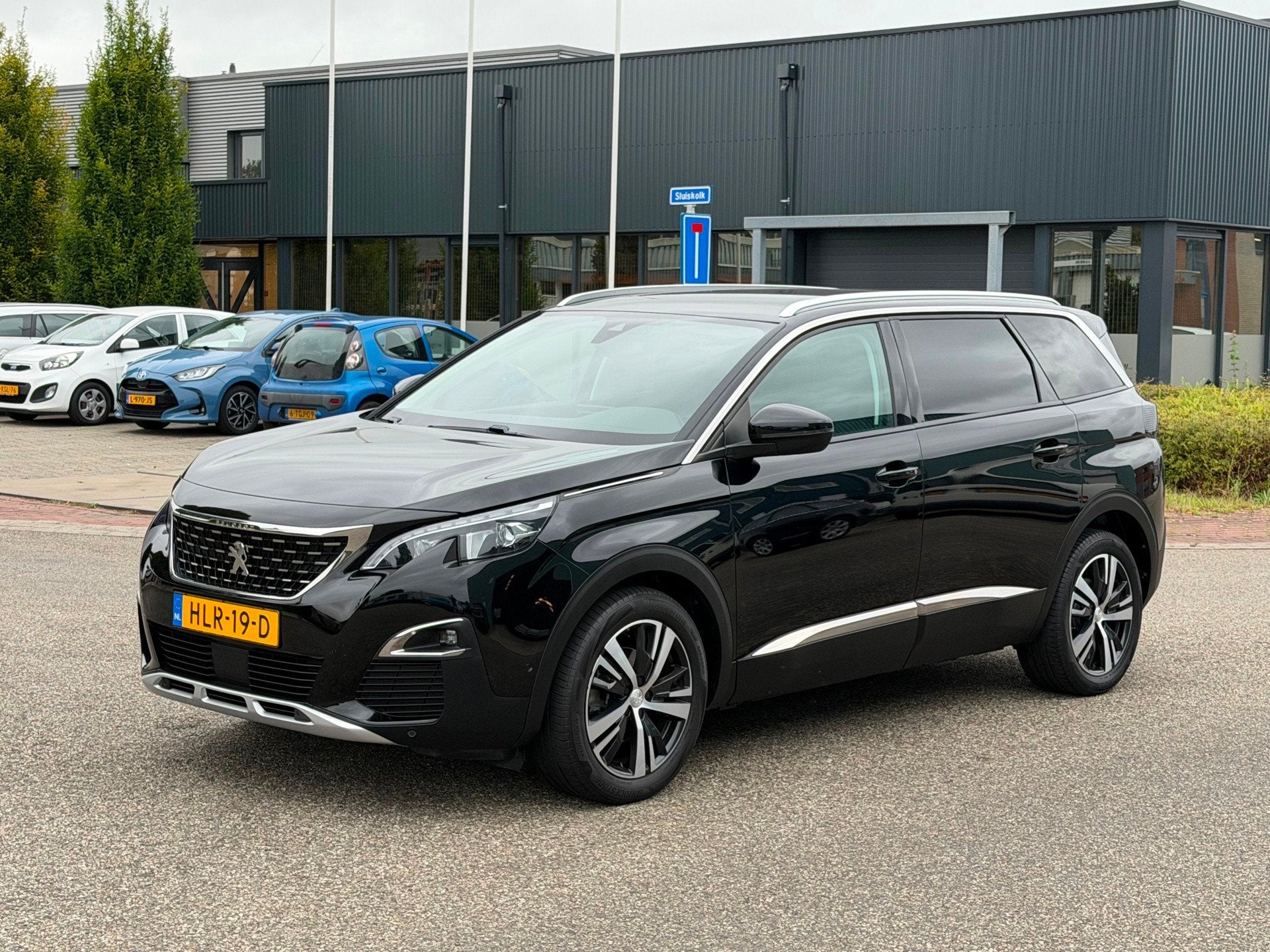 Peugeot 5008 1.2 PureTech Blue Lease Premium 7 Persoons, Gebruikt, Euro 6, 1199 cc, Automatische klimaatregeling
