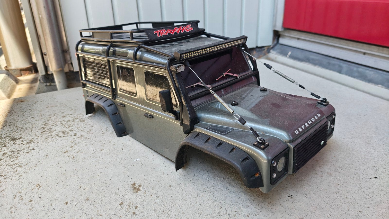 Traxxas TRX-4 Defender RC Carrosserie met verlichting en Acc, Overige merken, Gebruikt, Auto, 1:32 tot 1:50