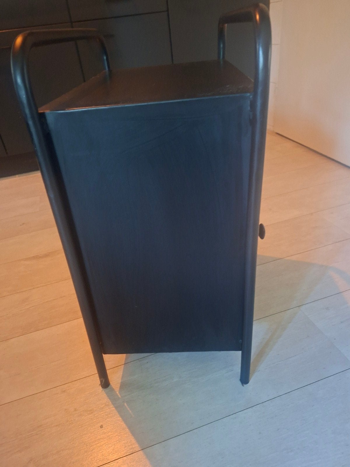 Metalen kastje - Hoog 65, Breed 50, Diep 30 cm, Ophalen