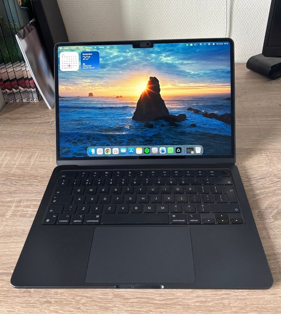 APPLE MacBook Air 13.6 (2022) - Middernacht M2, Ophalen, 256 GB, Qwerty, 8 GB