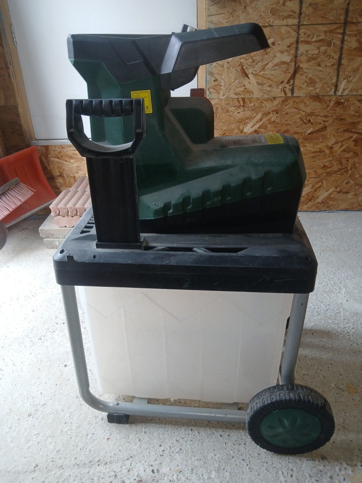 Parkside Takkenhakselaar PLH 2800 B2 - Krachtig en Efficiënt, Ophalen, Gebruikt, Parkside, Met opvangbak
