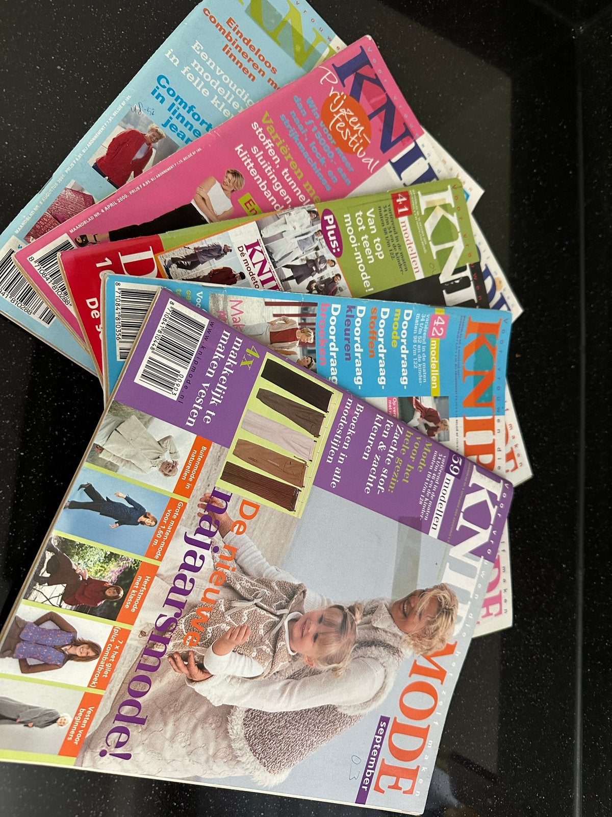 Knipmode tijdschriften - Diverse jaargangen, Ophalen of Verzenden, Gelezen, Damesbladen