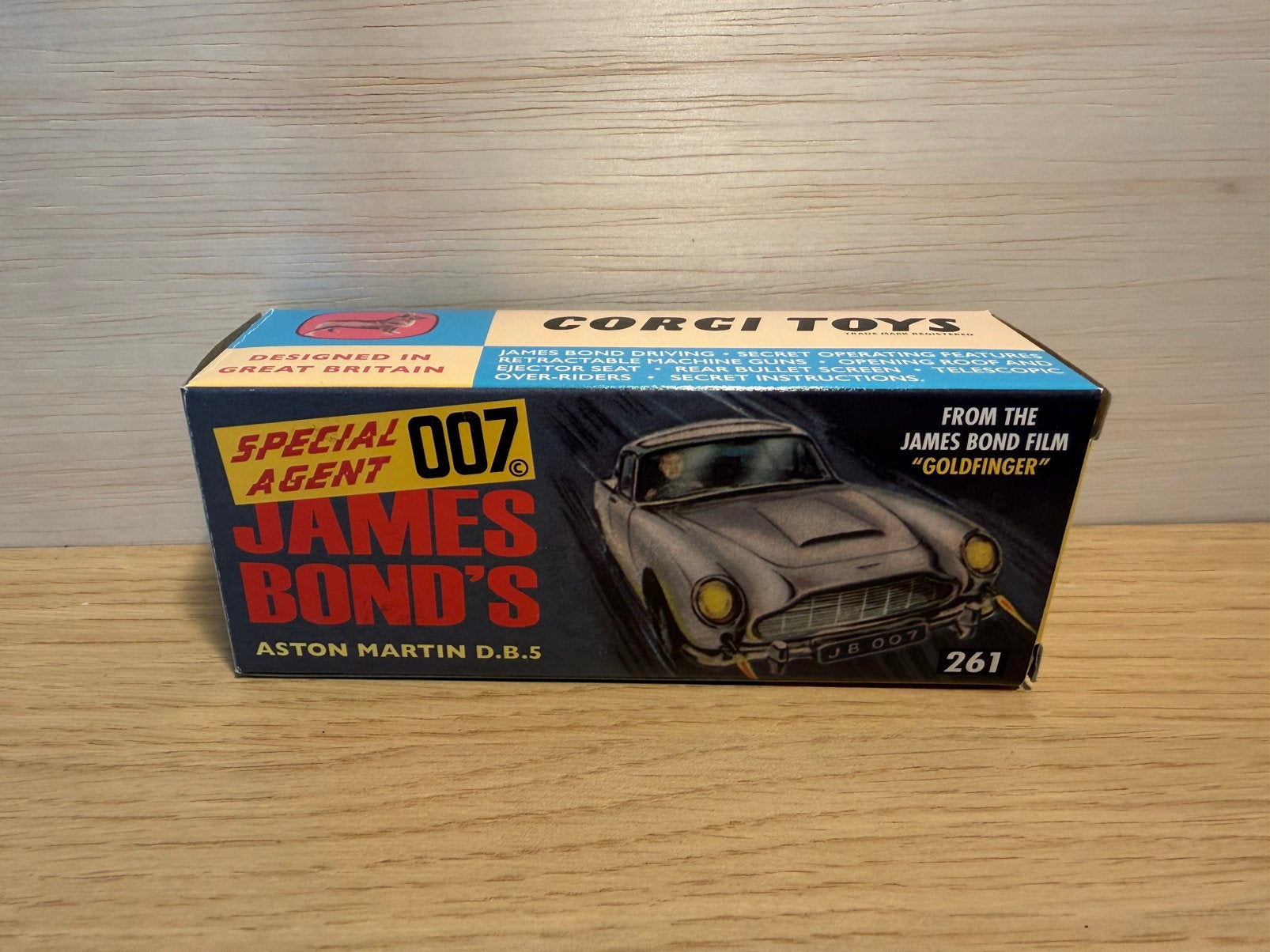Corgi Toys Model Club 261, Aston Martin DB5, James Bond, Hobby en Vrije tijd, Modelauto's | 1:43, Ophalen of Verzenden, Nieuw