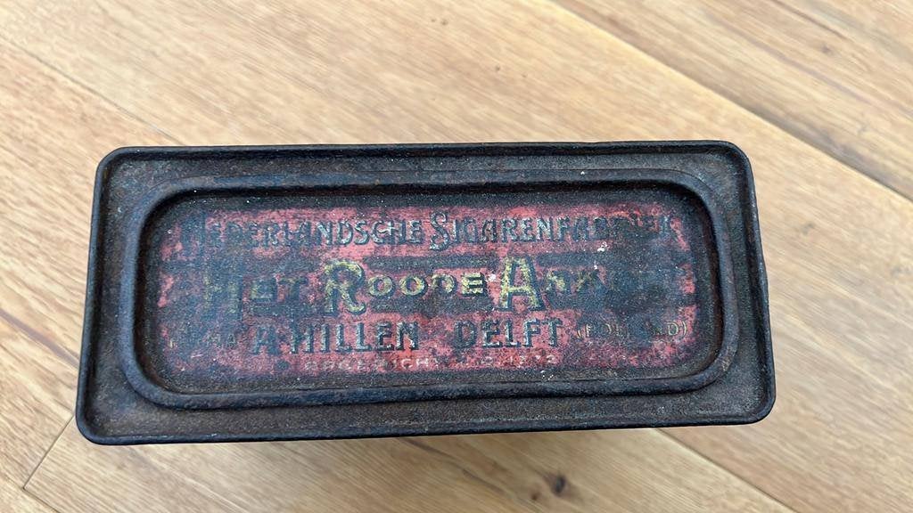 Het Rode Anker antiek sigarenblik Firma A. Hillen Delft, Ophalen of Verzenden, Gebruikt, Overige