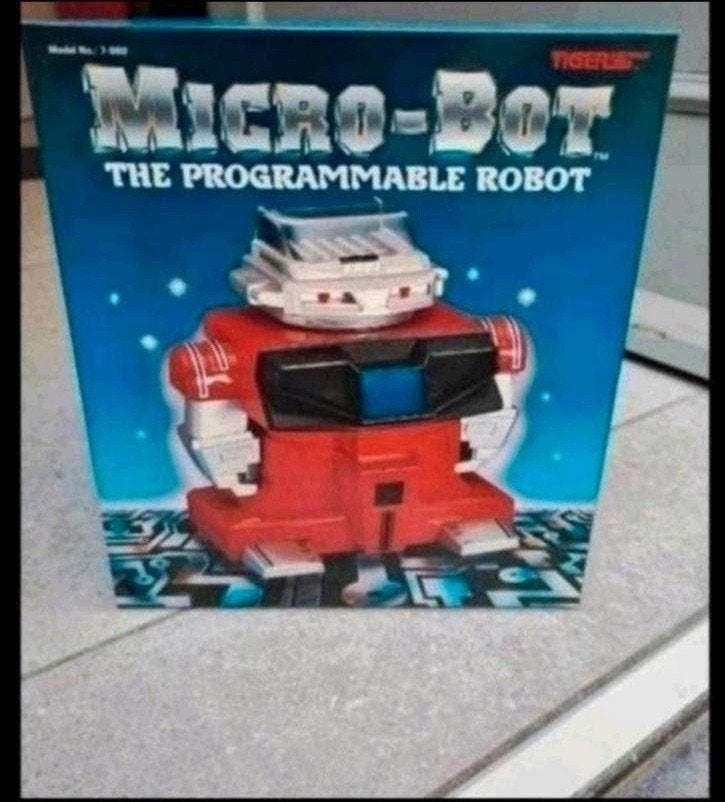 Vintage Micro-Bot Programmeerbare Robot Jaren´80
Originele M, Ophalen of Verzenden, Huis en Inrichting
