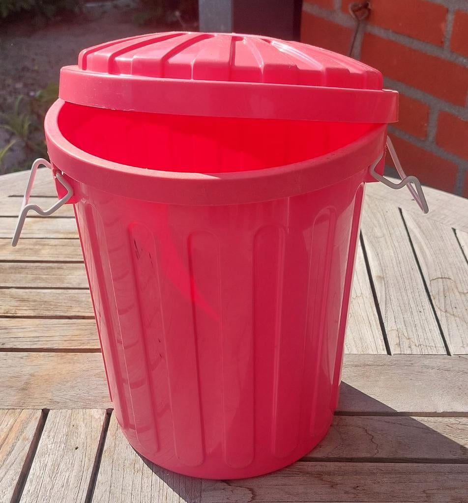 Roze kunststof afvalemmer met deksel, Ophalen, Kunststof, Gebruikt, 50 tot 75 cm