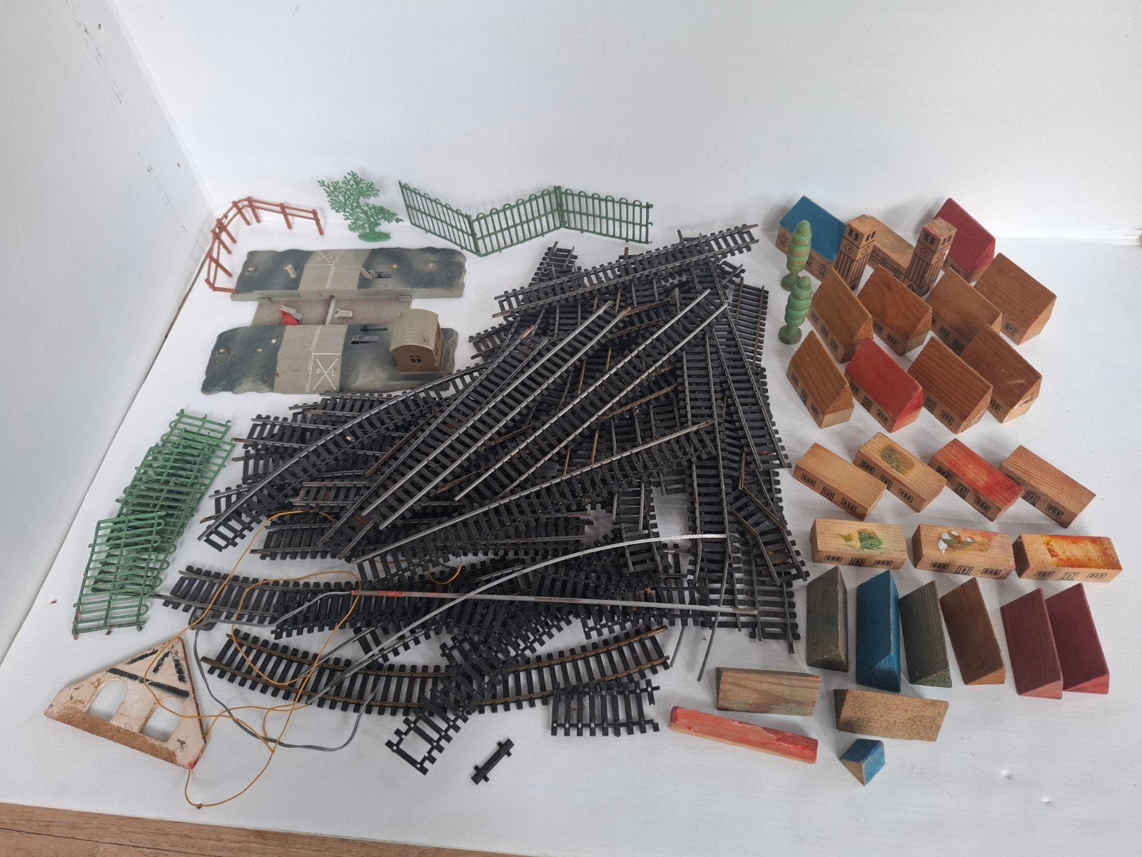 Lot Lima en Fleischmann rails & houten dorp, Ophalen, Gebruikt, Rails, Fleischmann