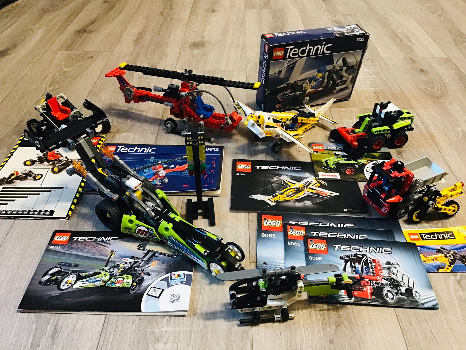 LEGO technic 9 complete sets, ZGAN. Ook los aangeboden., Inclusief instructies, Lego, Ophalen of Verzenden, Zo goed als nieuw