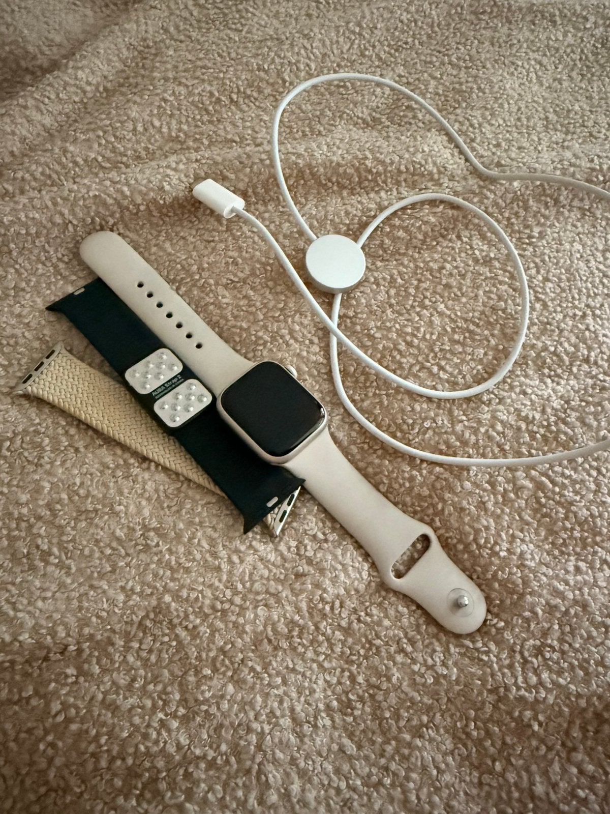 Apple watch series 9 41mm starlight gps met aura strap 2, Ophalen, IOS, Zo goed als nieuw, GPS