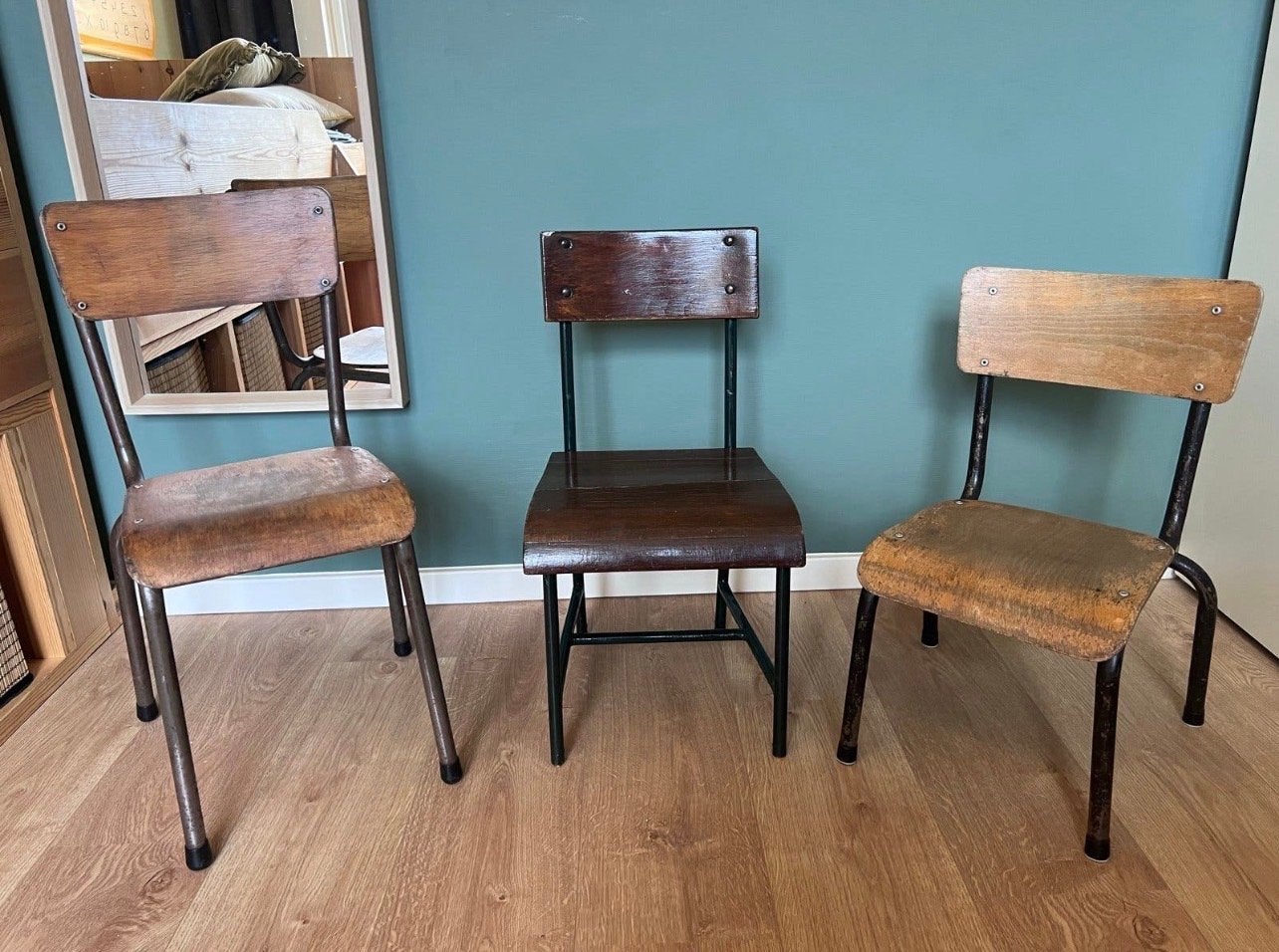 Set van 3 vintage schoolstoelen - industrieel design, Ophalen
