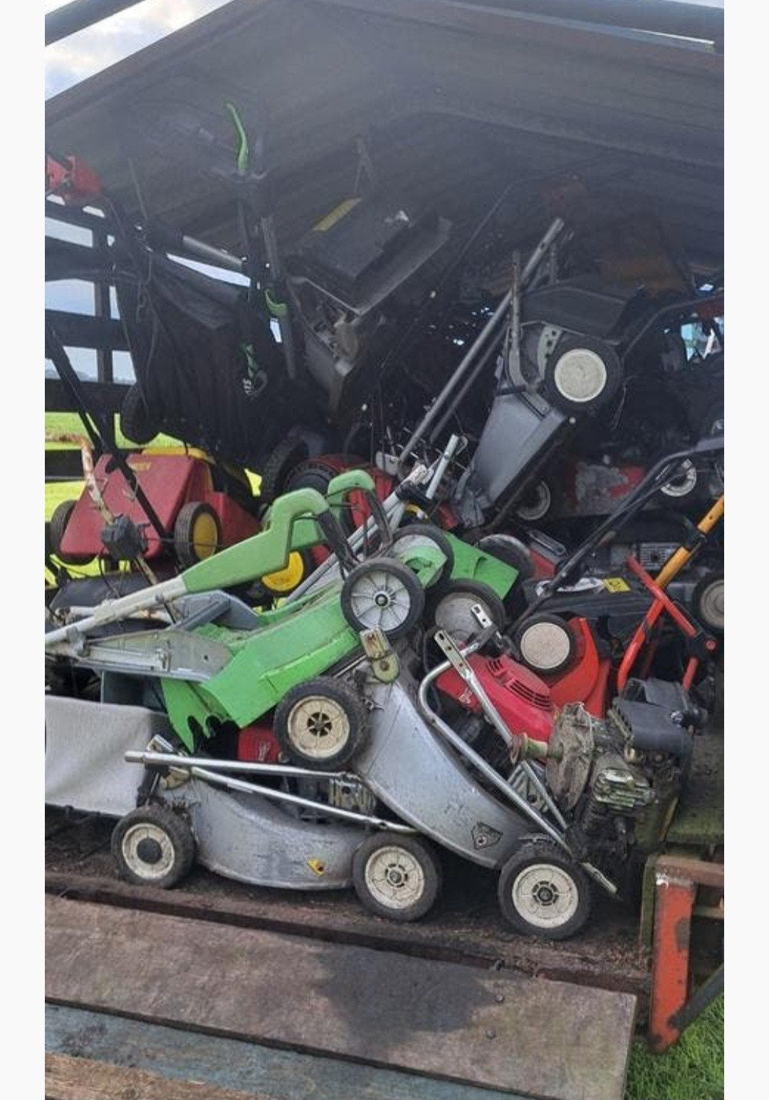 Partij grasmaaier opknappers

honda, stiga, sabo, viking

Al, Ophalen, Gebruikt