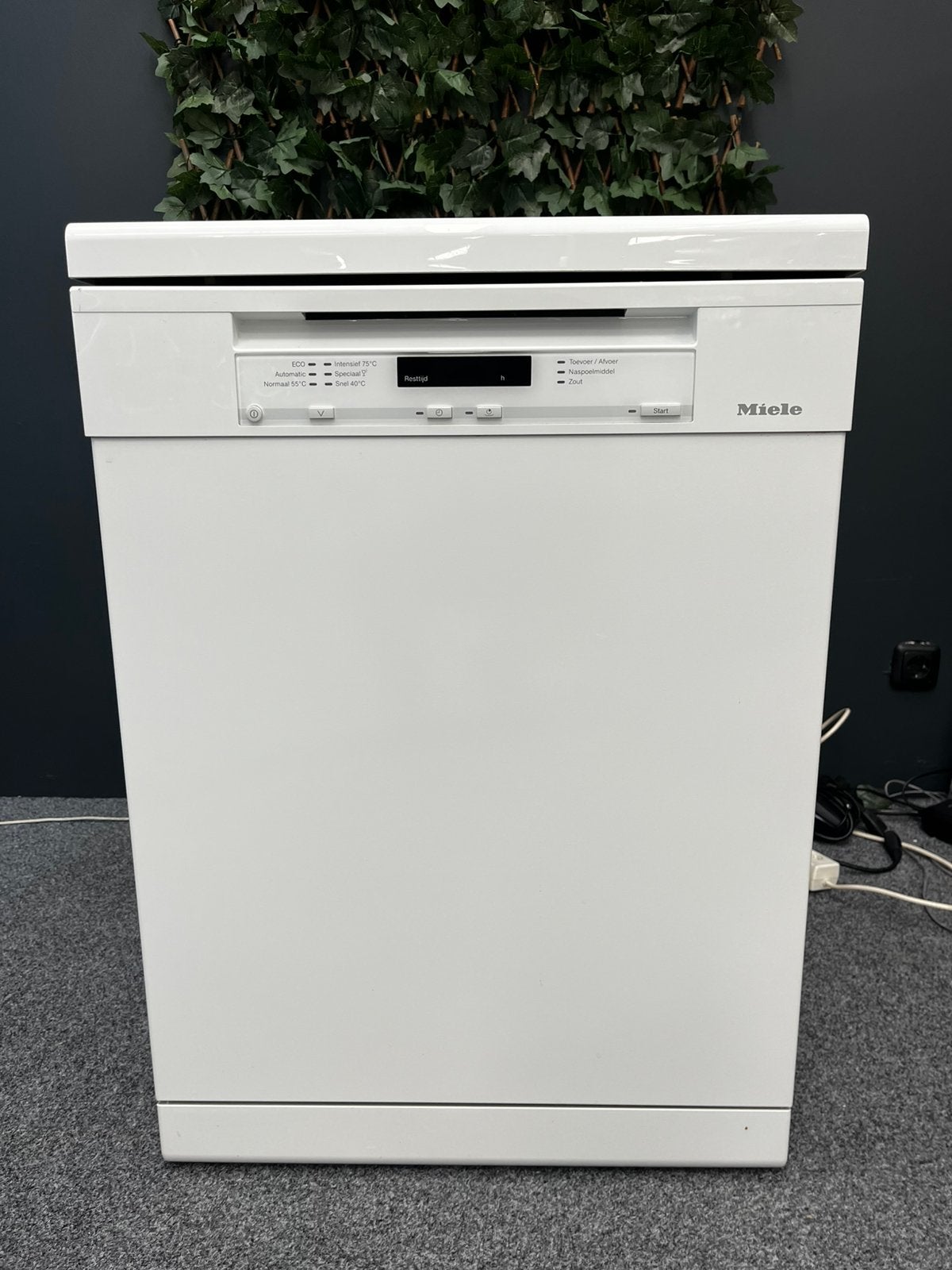 Miele vrijstaande vaatwasser, Witgoed en Apparatuur, Vaatwasmachines, Ophalen, Zo goed als nieuw, 85 tot 90 cm