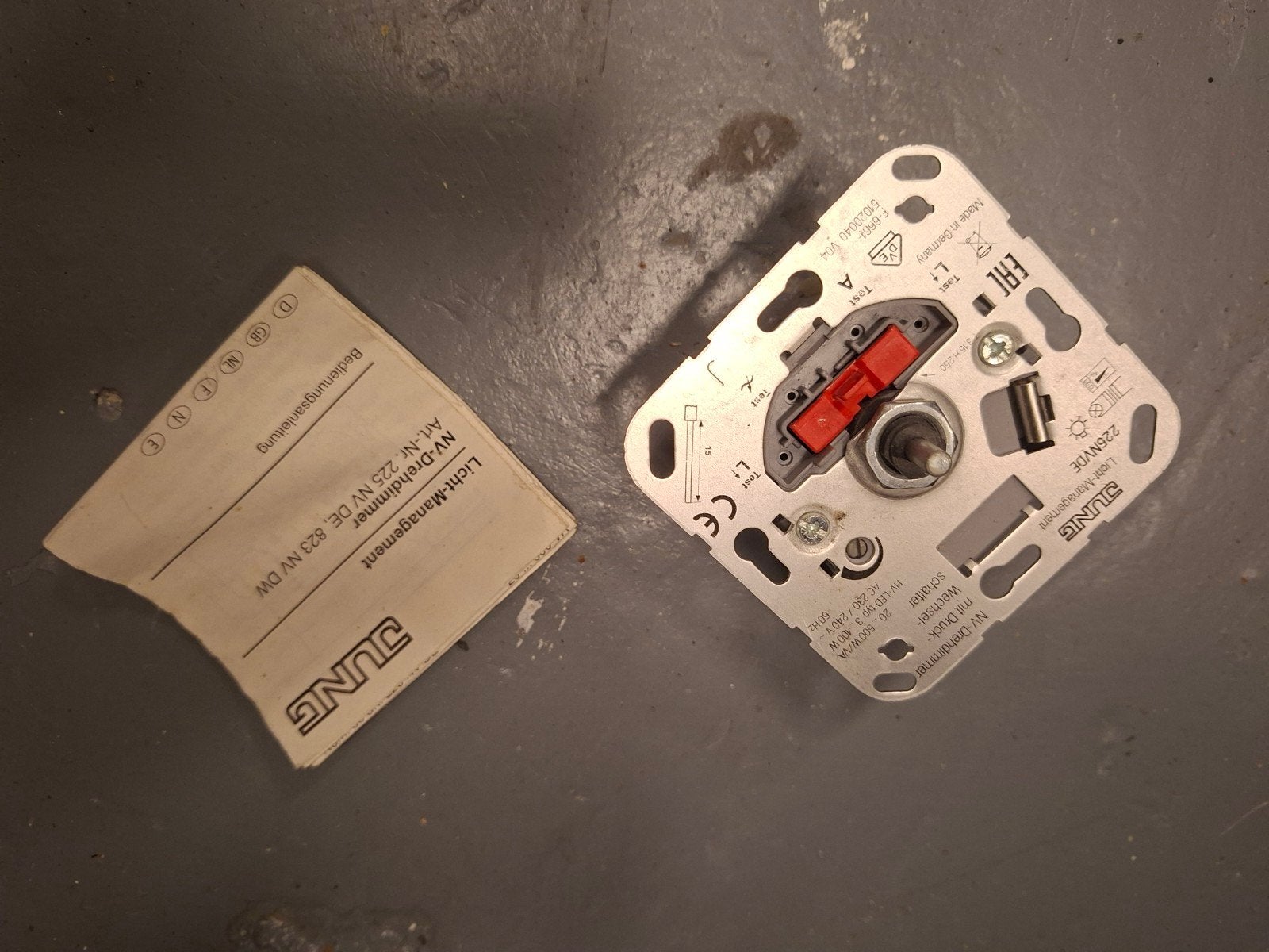 Jung dimmer 225nvde, Ophalen of Verzenden, Zo goed als nieuw, Jung, Schakelaar