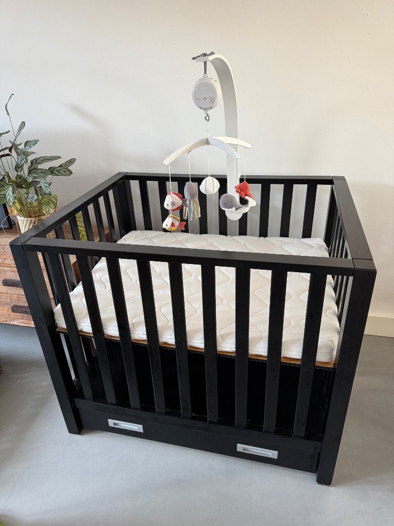 Baby box, Kinderen en Baby's, Boxen, Ophalen, Zo goed als nieuw, Rechthoekig, Lade