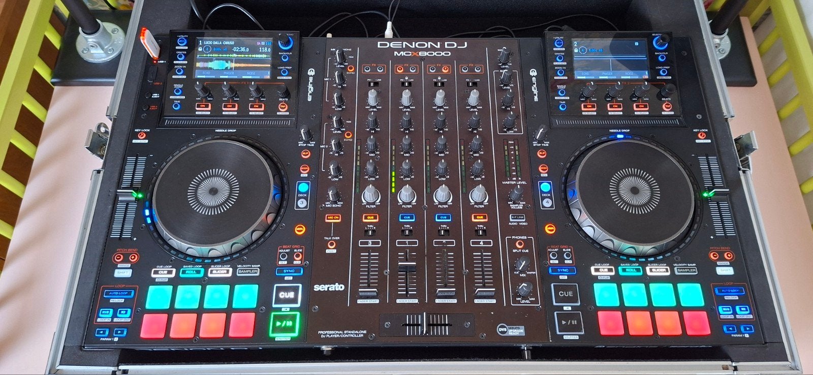 Denon MCX8000 DJ Controller., Muziek en Instrumenten, Ophalen, Zo goed als nieuw, Dj-set, Denon