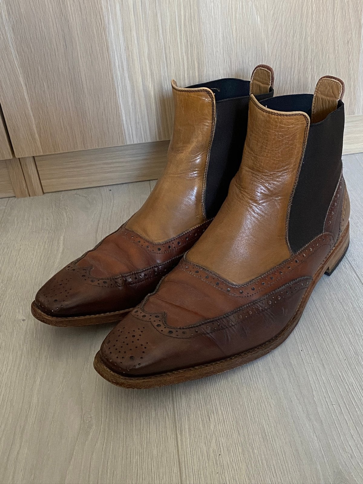 Van Bommel Chelsea boots maat 44, Bruin, Boots, Ophalen of Verzenden, Gedragen