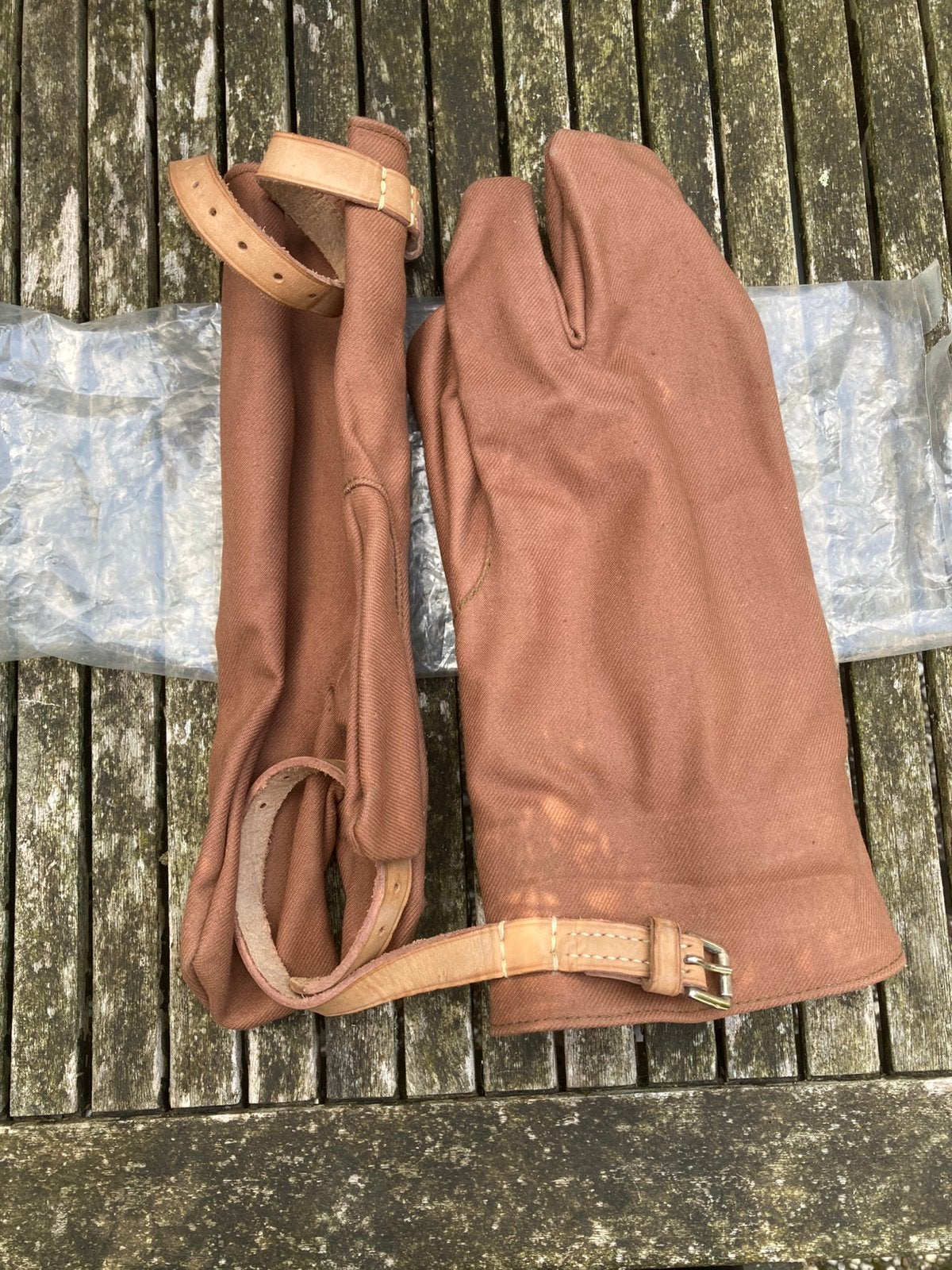 Helmduiker, oude antieke droogpak handschoenen, Ophalen of Verzenden, Zo goed als nieuw, Duikpak
