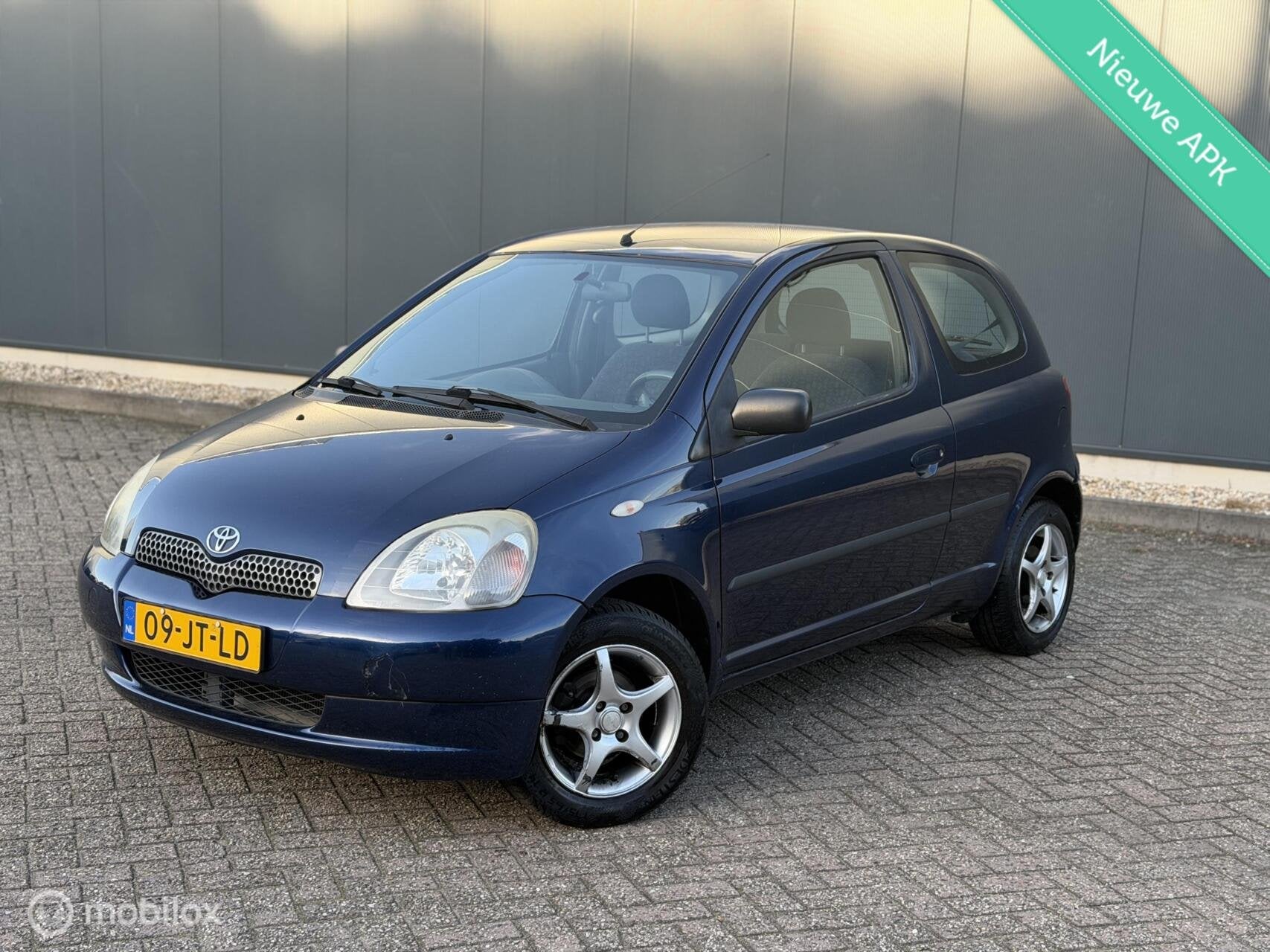Toyota Yaris 1.3-16V VVT-i Luna NAP/APK/NETTEAUTO, Auto's, Voorwielaandrijving, 1299 cc, 86 pk, Gebruikt