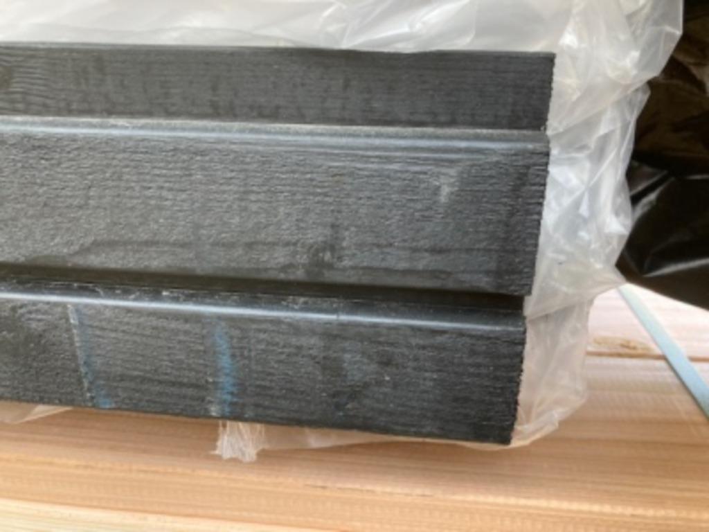 Deens rabat 22x150 dubbel& triple NE vuren zwart lengte 4.80, Ophalen, Minder dan 25 mm, Nieuw, Plank