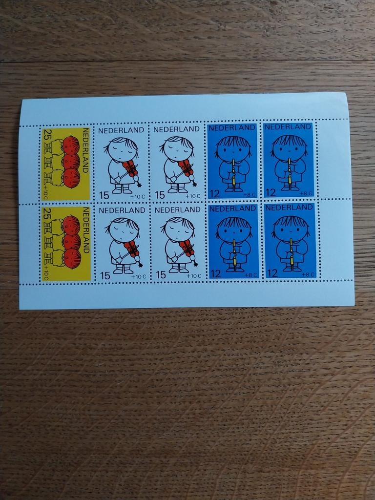 D1.   Blok postzegels nvph 937, Ophalen of Verzenden