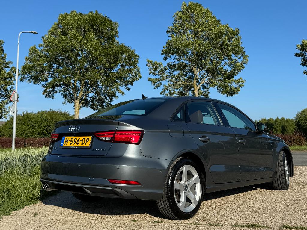 Foto 19 van Audi A3 • 35TFSI • AUT • ACC • Leder • Carplay