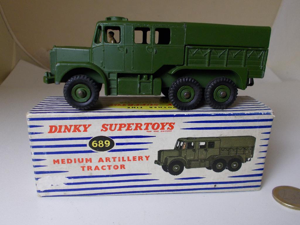 1958 Dinky Supertoys 689 MEDIUM ARTILLERY TRACTOR +DOOS! (B)