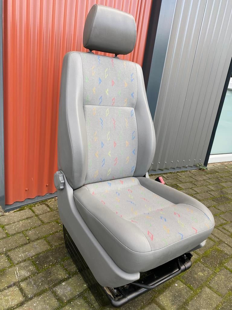 stoel rechts passagier volkswagen transporter t5 inka, Auto-onderdelen, Interieur en Bekleding, Tymtop5@gmail.com, 3161ek, Volkswagen