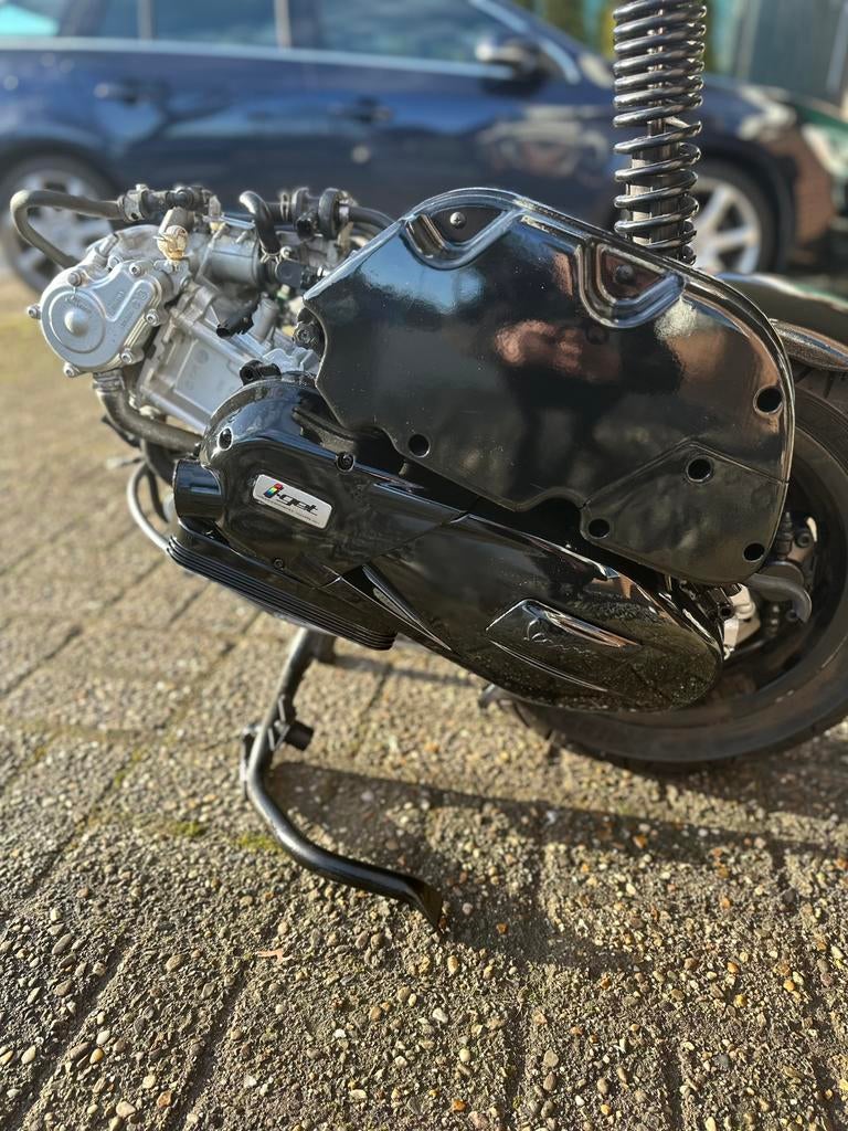 Vespa gts 125 iget blok, Fietsen en Brommers, Brommeronderdelen | Scooters, Ophalen, Zo goed als nieuw, Blok, Piaggio
