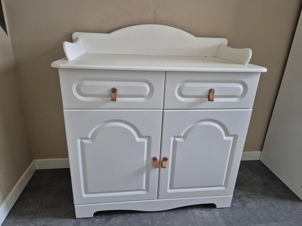 Commode en ledikant, Gebruikt, 50 tot 70 cm, Ophalen of Verzenden, 100 cm of meer