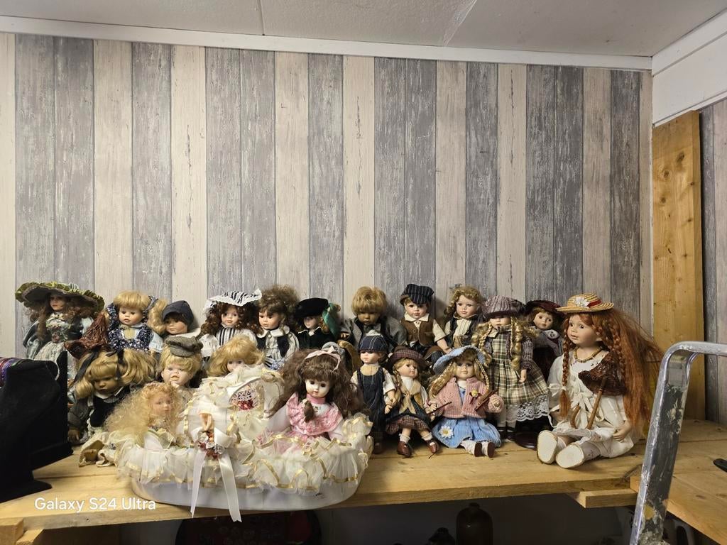 Partij Poppen van Porselein, Ophalen