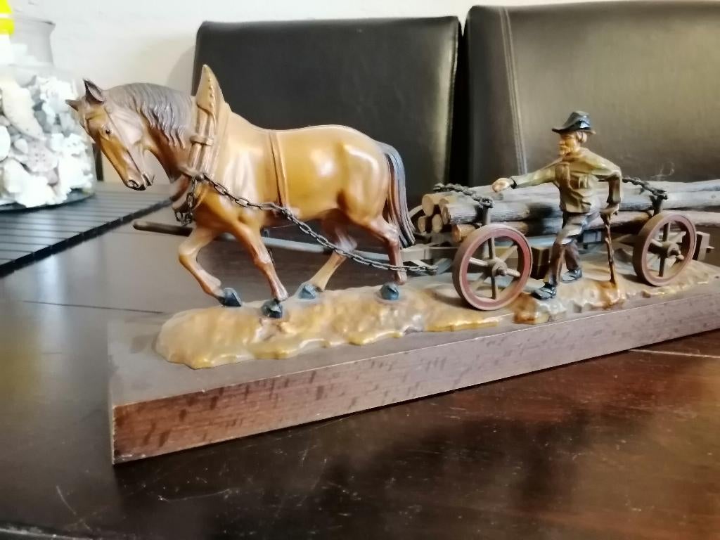 Een leuke Houthakker met kar en hout, 38x13x9cm, Ophalen of Verzenden, Zo goed als nieuw