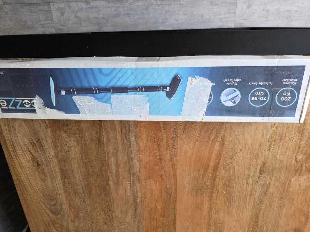 Pull up bar nieuw, Sport en Fitness, Fitnessmaterialen, Ophalen of Verzenden, Nieuw, Buik, Oprekstang