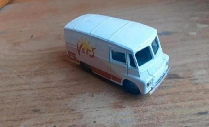 Lledo voertuig, Ophalen of Verzenden, Gebruikt