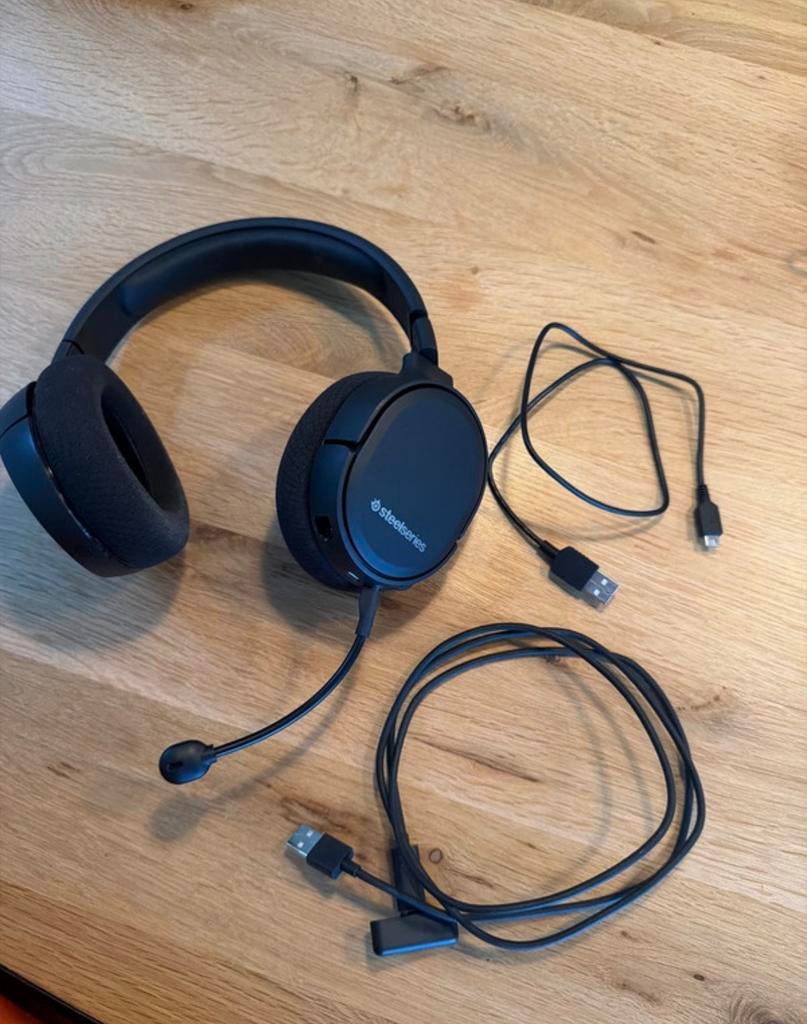 Game headset Steelseries, Ophalen of Verzenden, Zo goed als nieuw