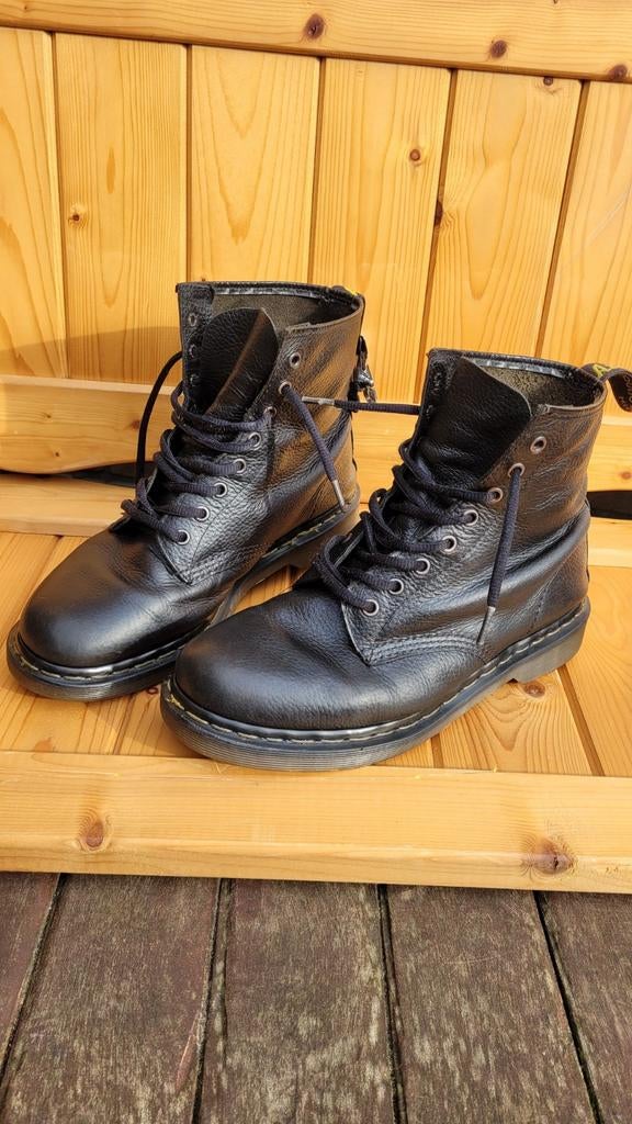 Vintage Dr. Martens 1460 Made in England - Maat 42, Zwart, Boots, Ophalen of Verzenden, Zo goed als nieuw