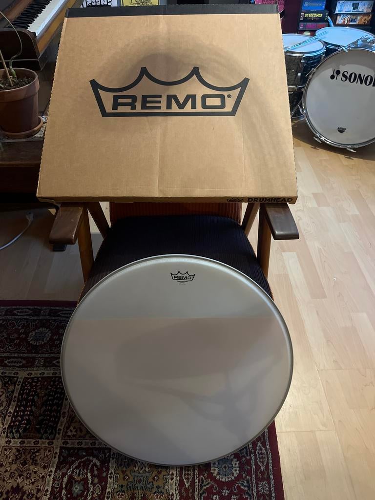 Remo Ambassador 24 inch drumvel - Nieuw in doos, Ophalen of Verzenden, Nieuw, Overige merken