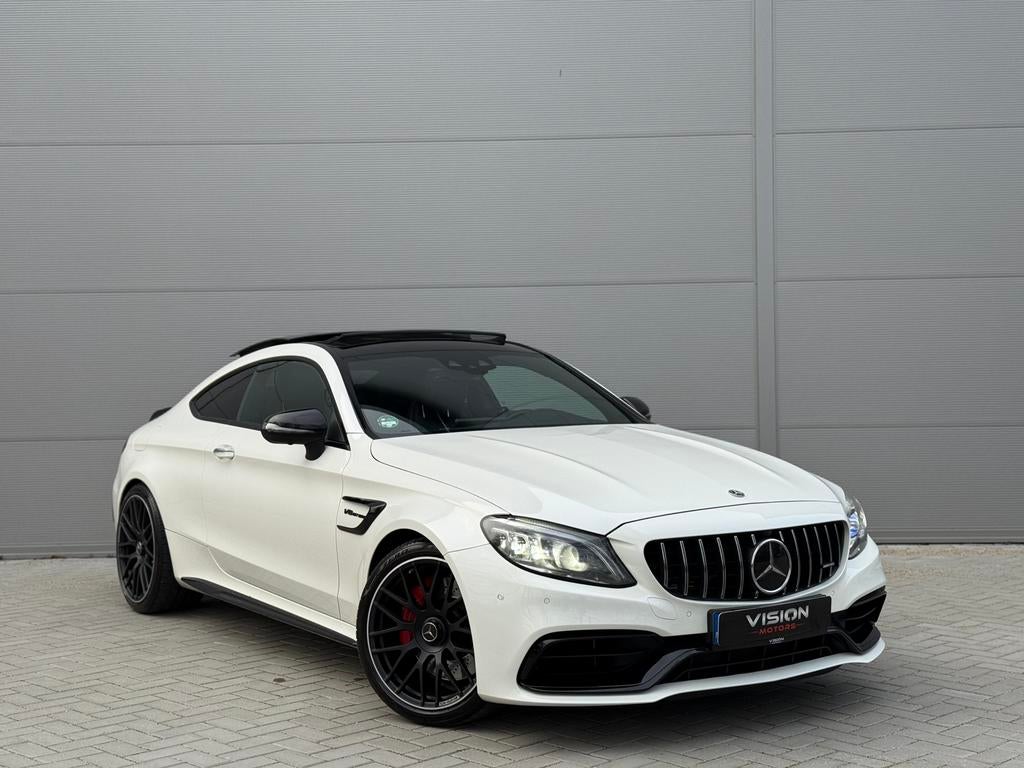 Mercedes C63 AMG 4.0 V8 Coupe | Pano | Burmester | Full LED, Auto's, Automaat, Achterwielaandrijving, USB, Wit