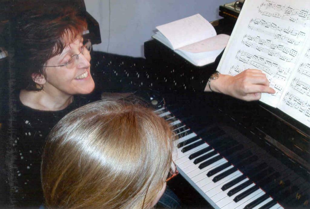 Pianolessen Arnhem (Schuytgraaf), Toetsinstrumenten