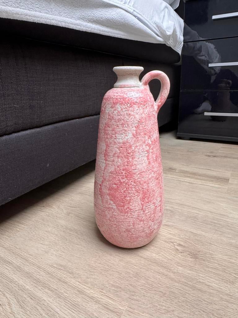 Gina Da vaas roze, Overige kleuren, Aardewerk of Porselein, Ophalen of Verzenden, Zo goed als nieuw