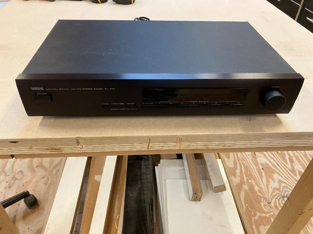 Yamaha Natural Sound AM/FM Stereo Tuner TX-470, Ophalen, Gebruikt, Analoog