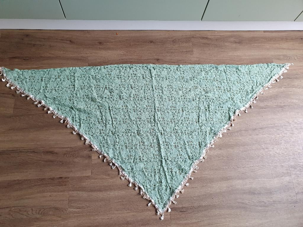 zomer omslagdoek, sjaal, Maat 46/48 (XL) of groter, Ophalen of Verzenden, Zo goed als nieuw, Sjaal