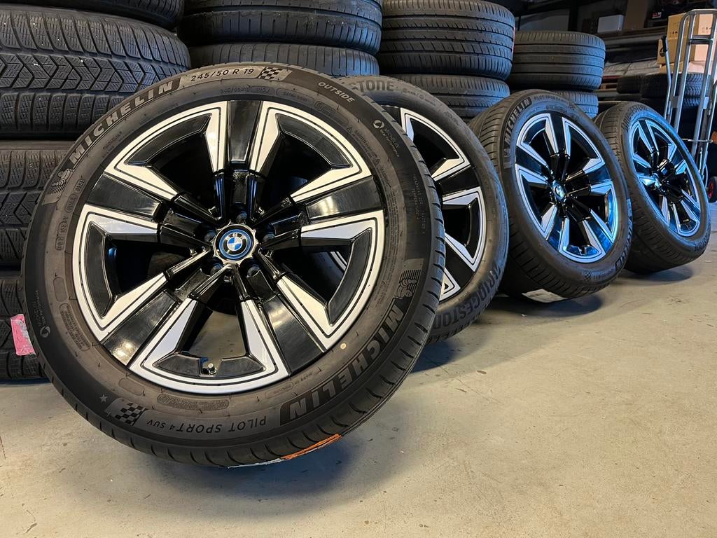 Originele BMW X3 IX3 X4 Zomerset TPMS Styling 842, Auto-onderdelen, Banden en Velgen, 245 mm, Banden en Velgen, Bmw, Winterbanden