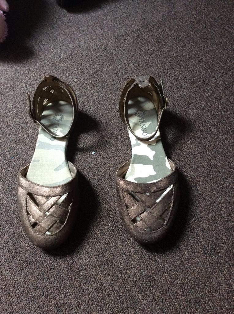Open bruine schoenen 37, tango., Ophalen of Verzenden, Zo goed als nieuw, Bruin