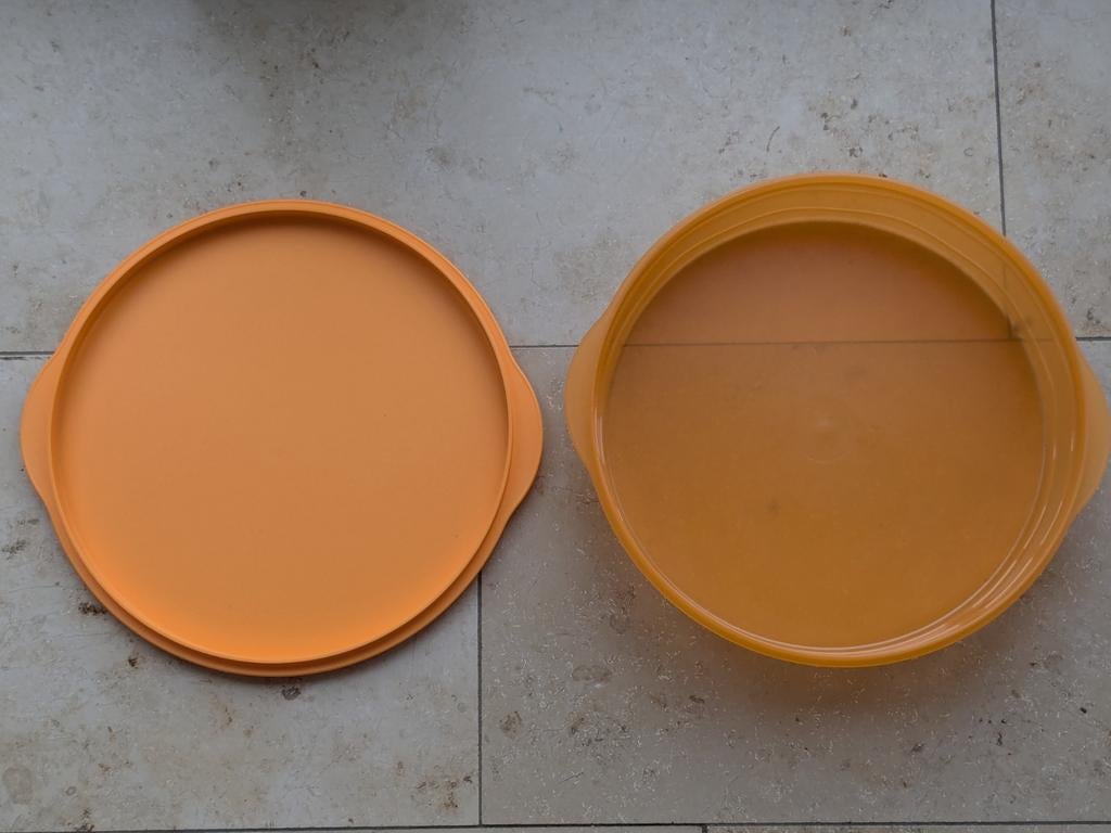 Nieuw! Tupperware taartdoos, bewaardoos, Ophalen of Verzenden, Gebruikt, Oranje, Bus of Trommel