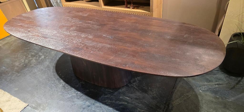 Ovale Eettafel Mangohout Bruin – 300cm Showmodel, 100 tot 150 cm, Bornsestraat 31, Jarameubeloutlet@hotmail.com, 200 cm of meer