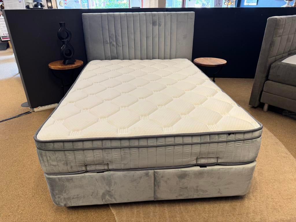 Boxspring/Baza met opbergruimte 140cm Direct/leverbaar E7145, Huis en Inrichting, Mwonenenslapen, Mwonenenslapen@ziggo.nl, #Boxspring#Opbergbox#Baza#140#grijs#Velvet