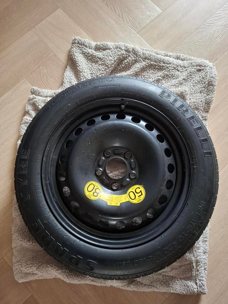 Pirelli Reservewiel thuisbrenger - 125/85 R16, Ophalen, 16 inch, All Season, Band(en)